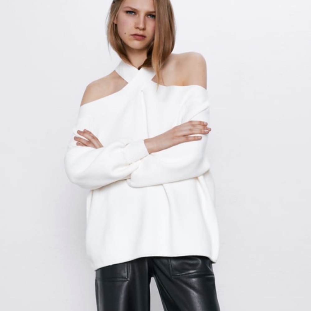Zara cold shoulder sweater knit top